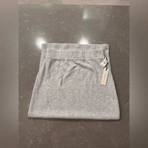 babaton traverse skirt